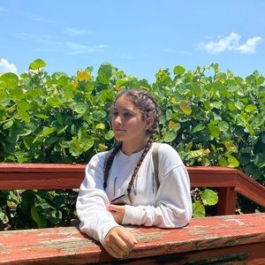 Meet your Posher, Cheche